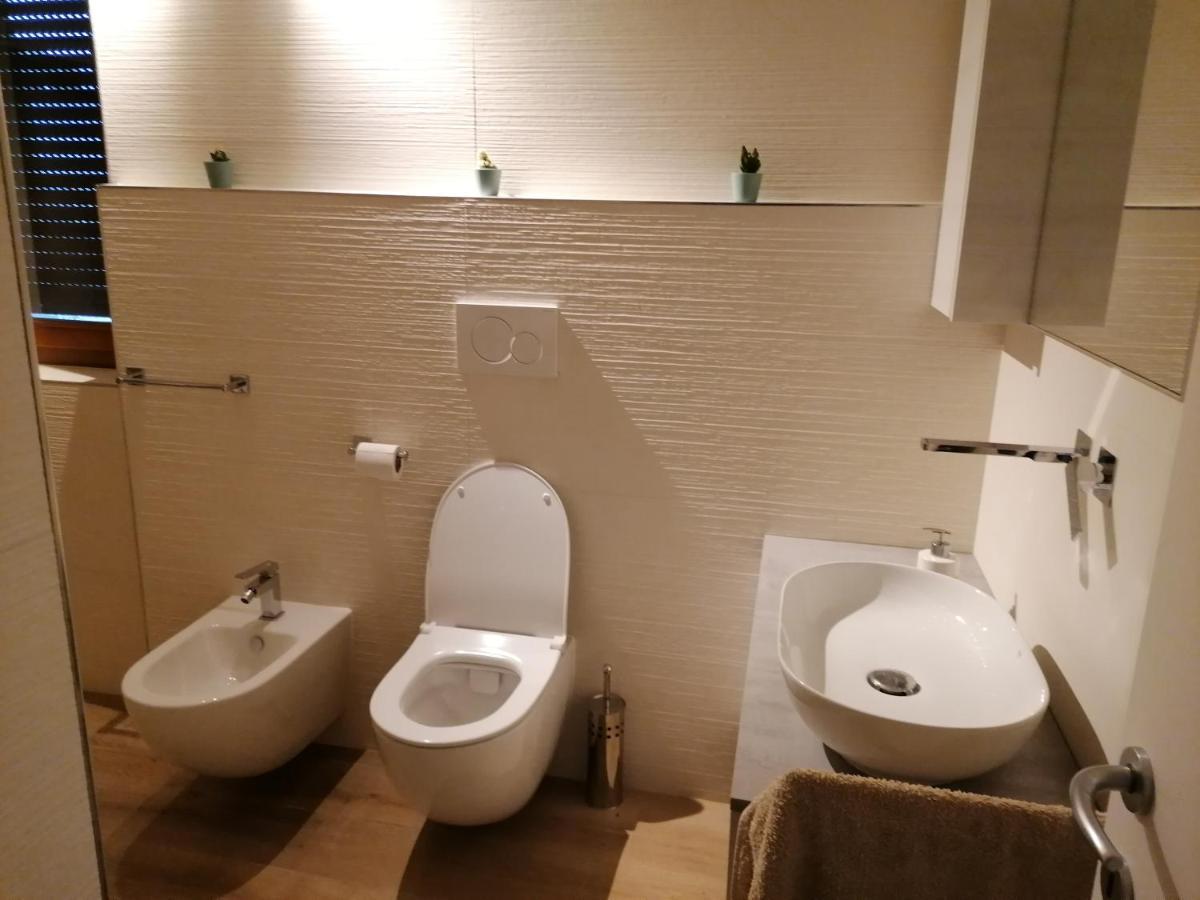 Ca' Dei Cigni Apartment Calceranica al Lago Room photo